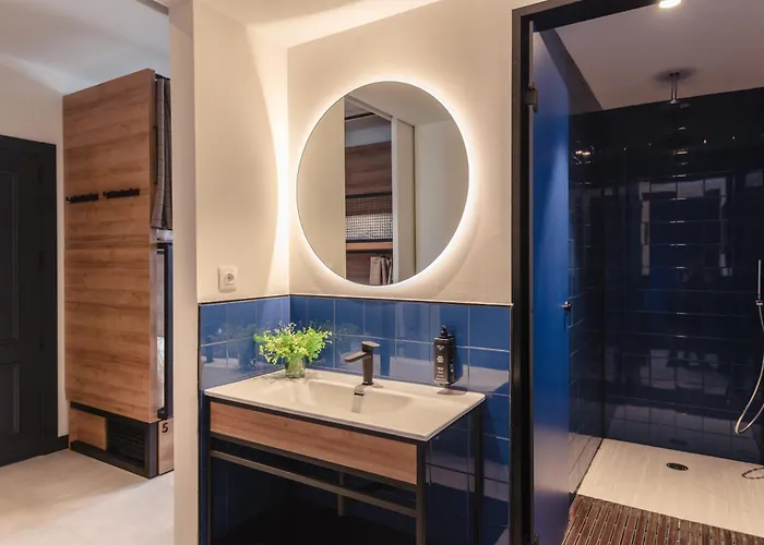 Lodge: LATROUPE La Granja